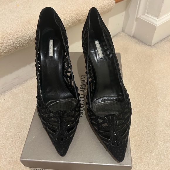 GIORGIO ARMANI BLACK LASERCUT CRYSTAL ENCRUSTED PUMPS HEELS SZ 39.5 worn 1x - Picture 2 of 7